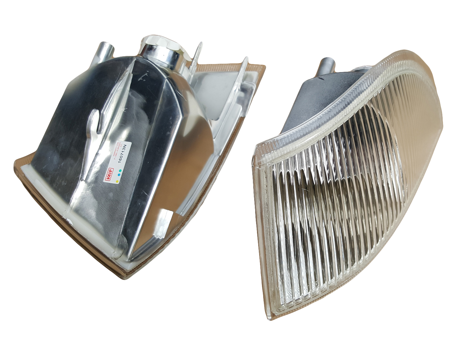 Zdjęcie AWparts KIERUNKOWSKAZ LEWY DO VOLVO S40 / V40 1996-1998