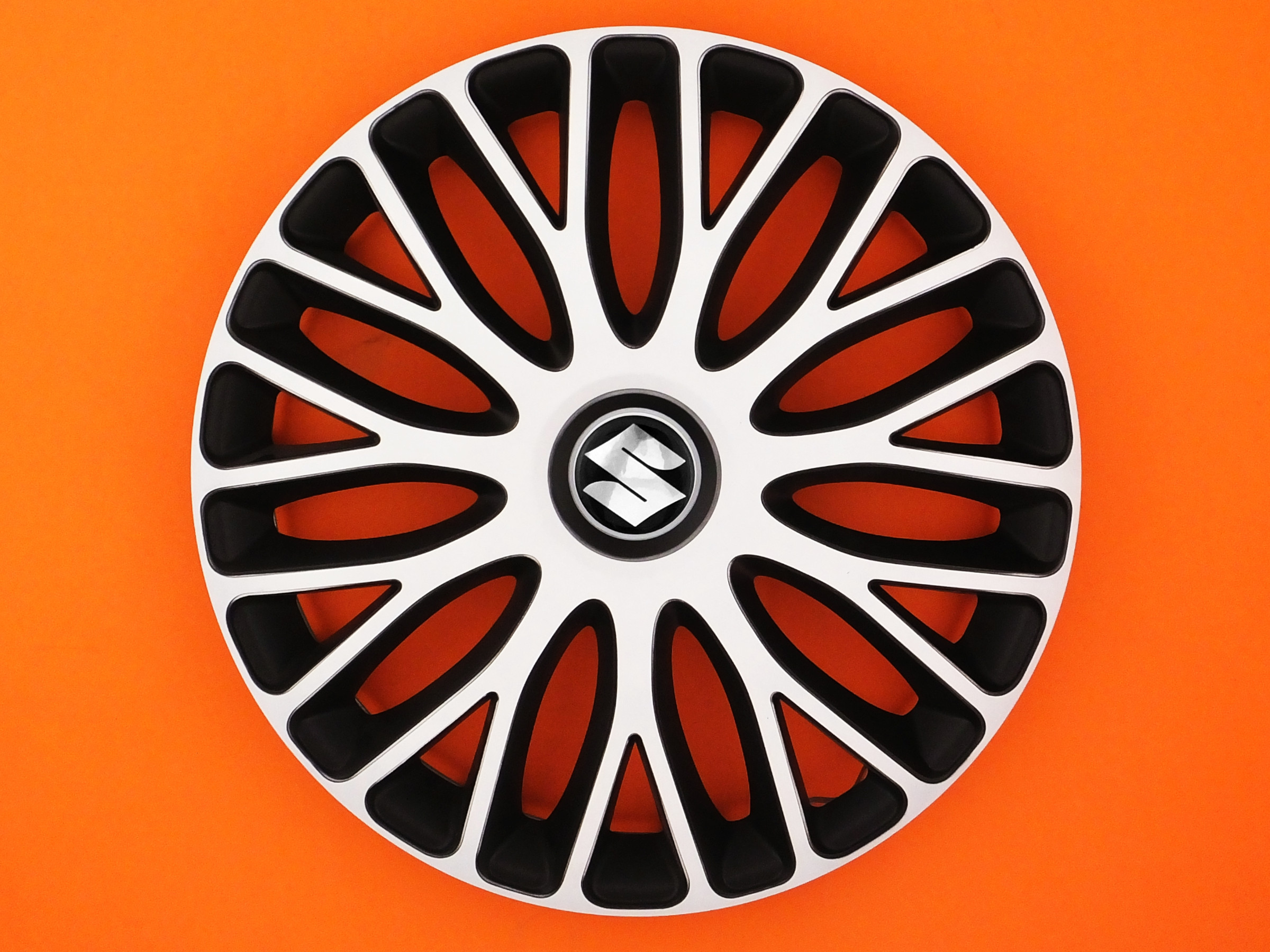 KOŁPAKI 13 do SUZUKI Swift Ignis Baleno Alto MLL