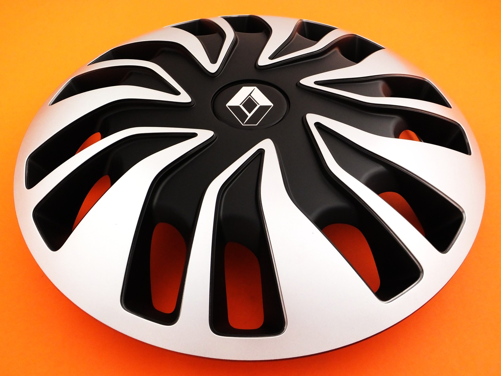 KOŁPAKI 15 do RENAULT BUS Trafic Master Kangoo FVM