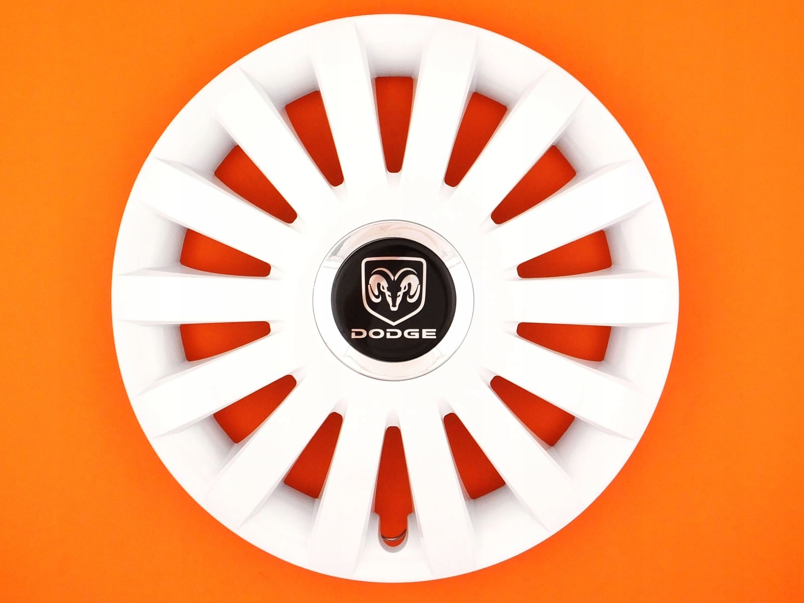 KOŁPAKI 15'' DODGE - Caravan Interpid Stratus SLS