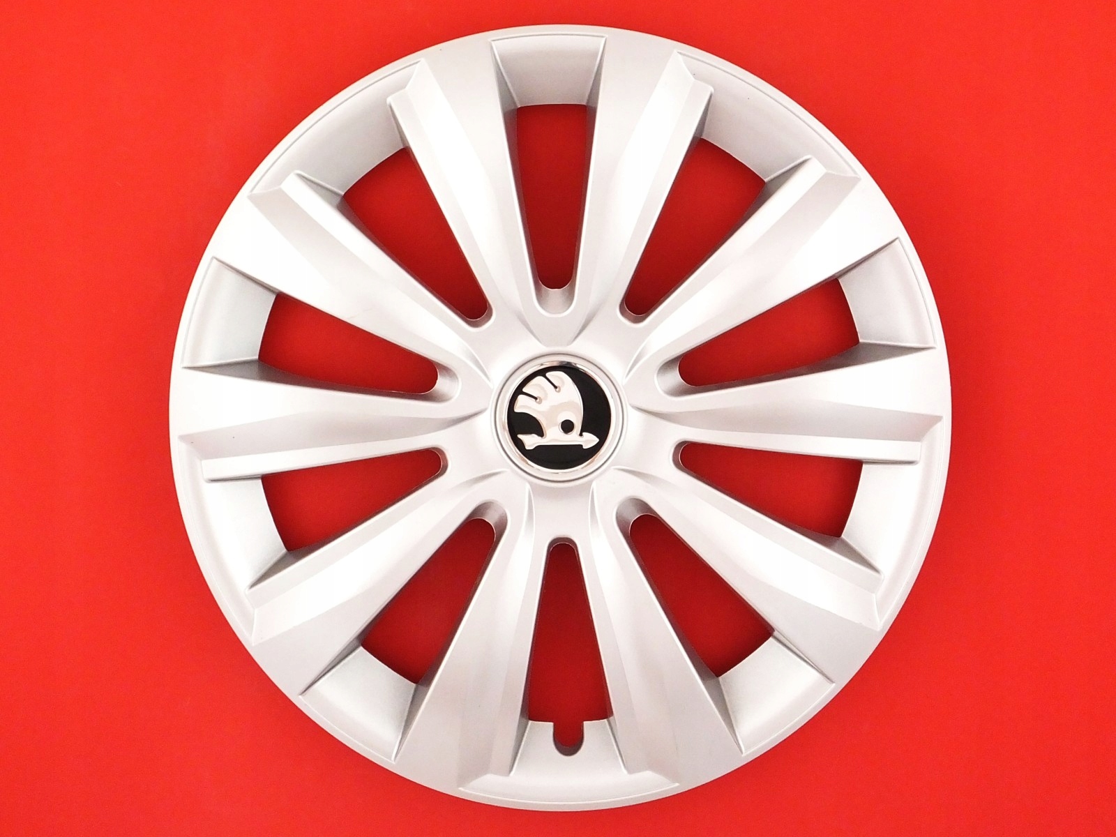 KOŁPAKI 16'' SKODA Superb Oktavia Yeti Rapid DLS