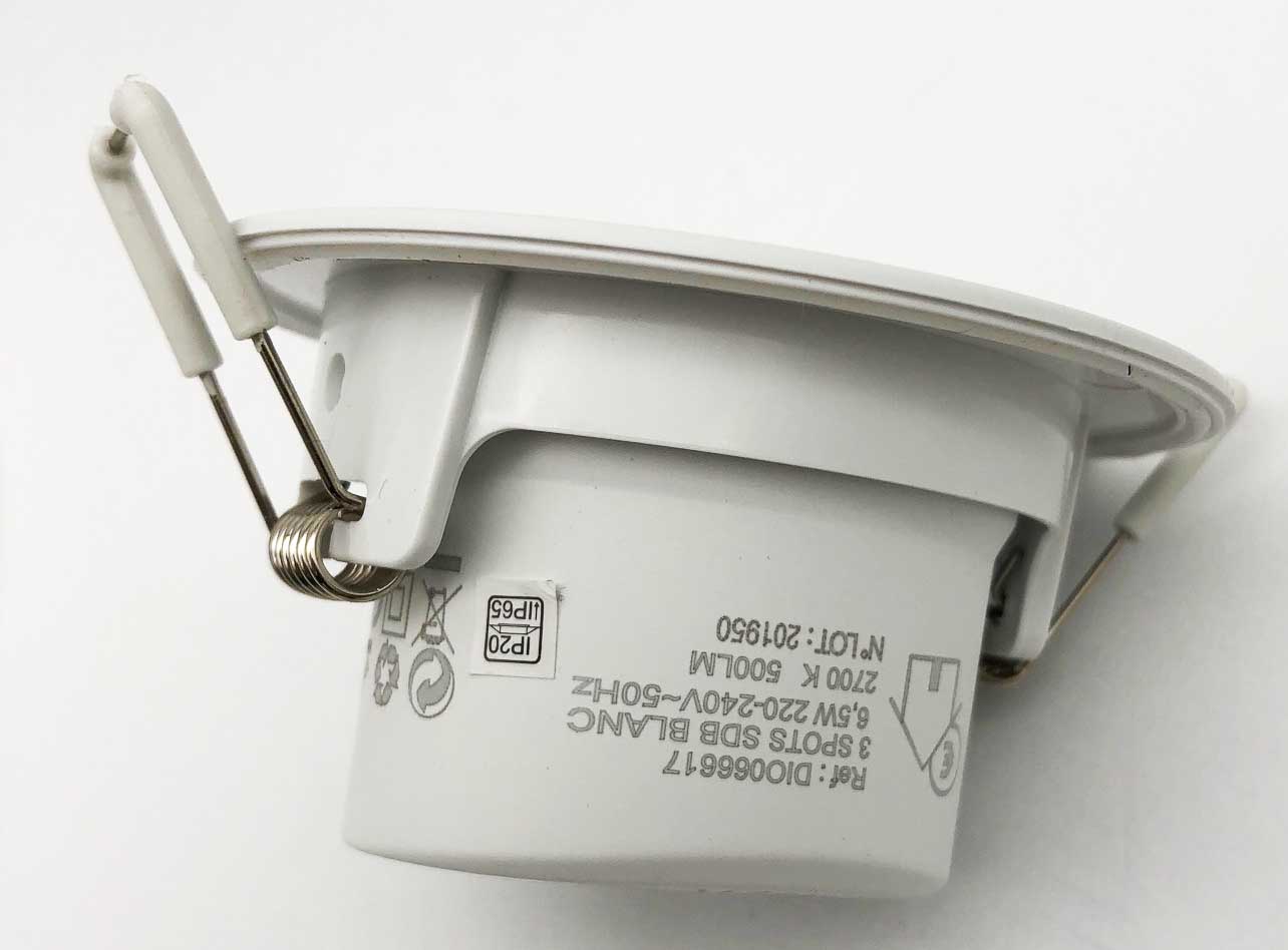 Reflektory LED IP65 6,5W 500lm 2700K detal