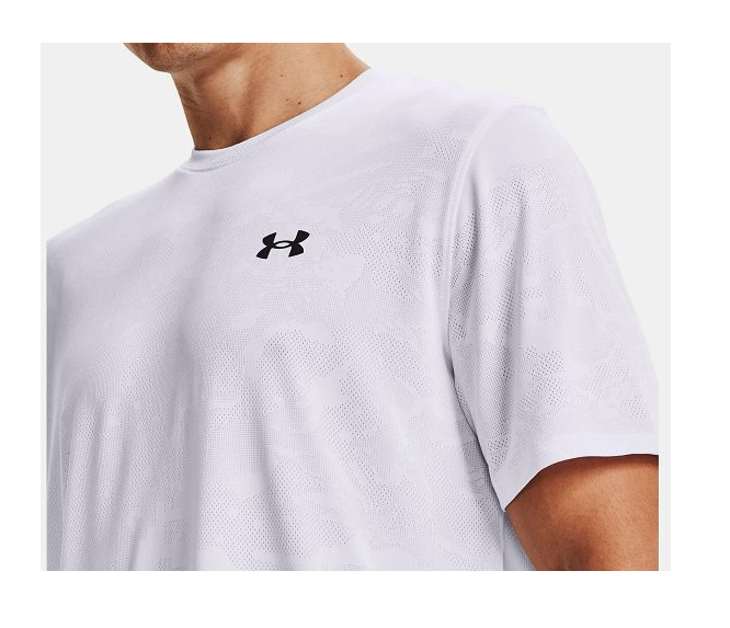 Biała męska koszulka Under Armour Camo Loose 1361503100 L przód z kamuflażem