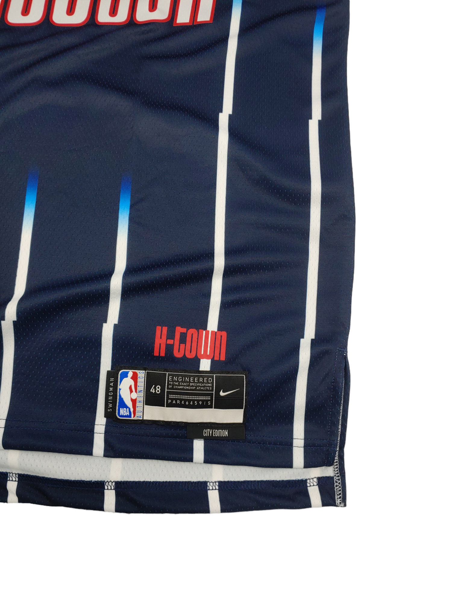 Czarna koszulka NBA Houston Rockets FB1426419 L detal logo Nike