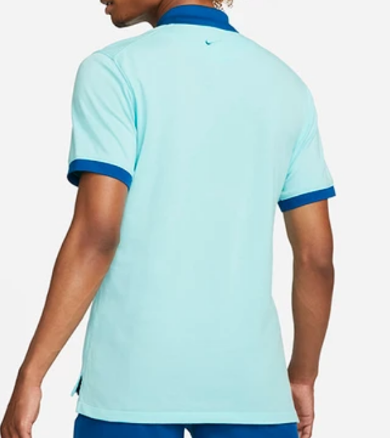 Niebieska koszulka polo męska Nike DD8532482 XS bok z technologią Dri-FIT