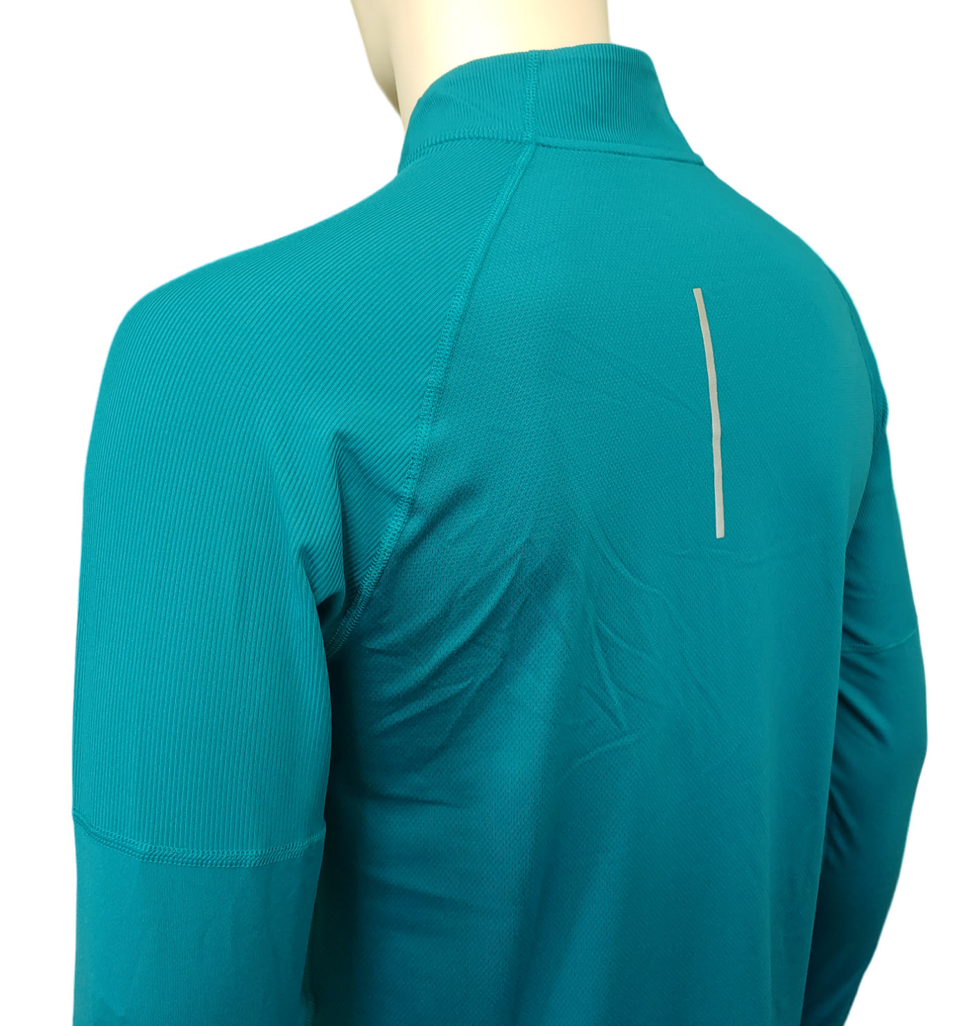 Niebieska koszulka męska Nike Element 2.0 Dri-FIT Running CD8273467 r. S bok z odblaskowymi detalami