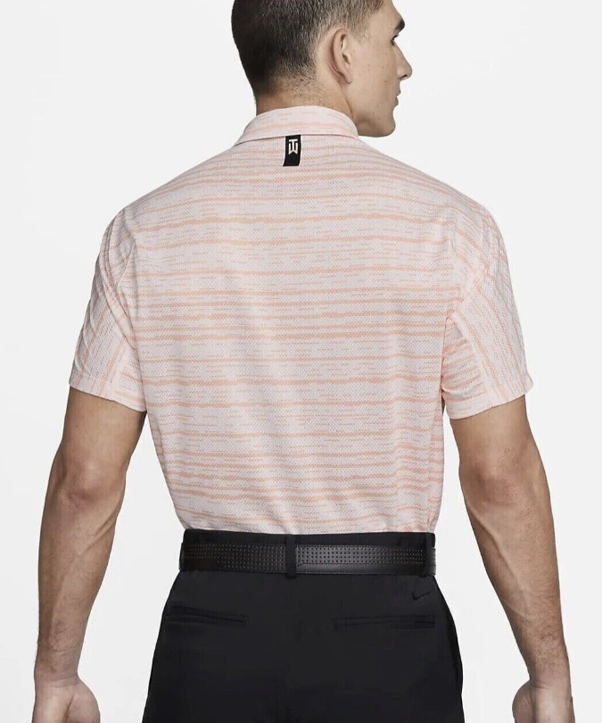 Różowa koszulka polo męska Nike DRY Tiger Woods Dri-FIT DH0789640 S tył z logo TW