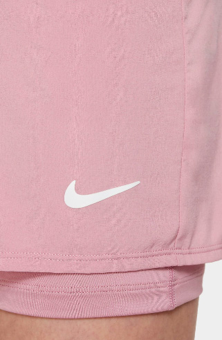 Różowe spodenki dziewczęce Nike Court Victory DB5612-698 L z logo Nike