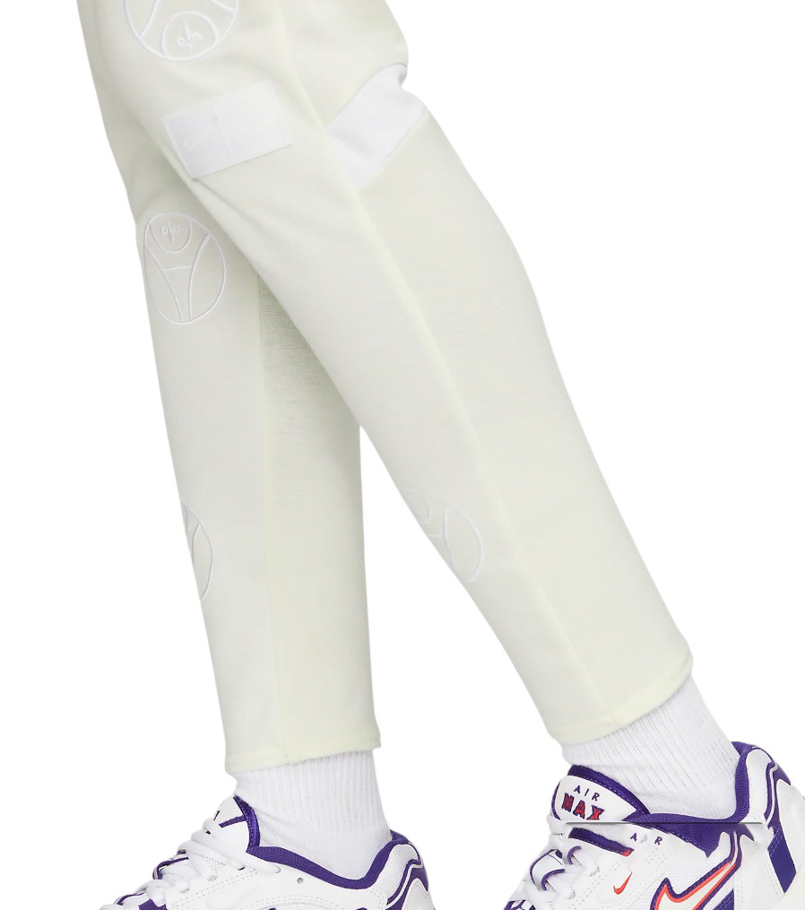 Damskie spodnie dresowe Nike PSG Dri-FIT Travel białe S detal