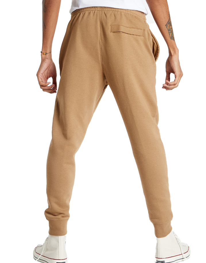 Brązowe męskie spodnie Nike Sportswear Club Jogger BV2671-258 XL przód z elastycznym pasem