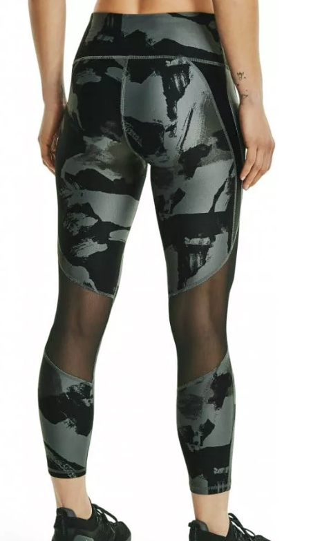 Damskie multikolor legginsy Under Armour HeatGear 1363516-012 SM przód z czarnymi i szarymi wzorami