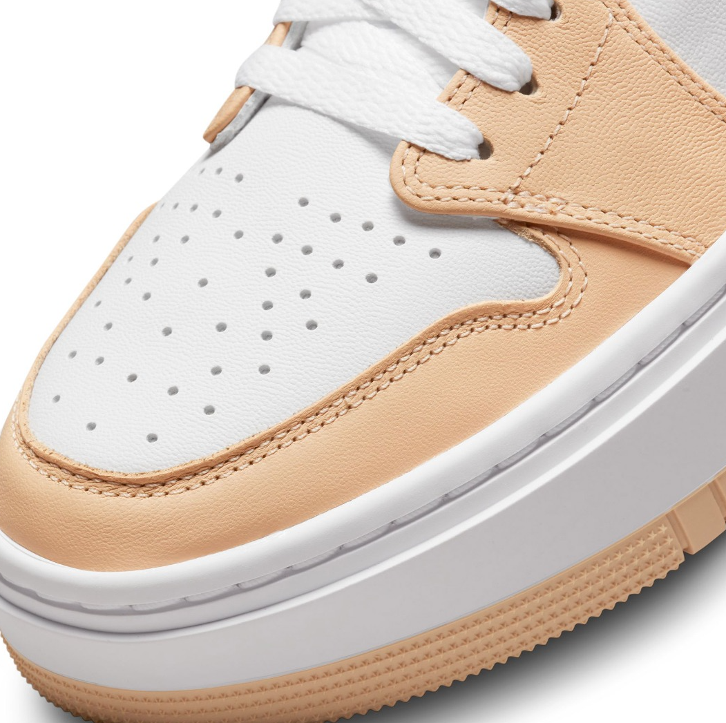 Boczny widok beżowych damskich butów Nike Jordan Air 1 Low Elevate DH7004-102 43 z stabilizującymi paskami i amortyzacją Air