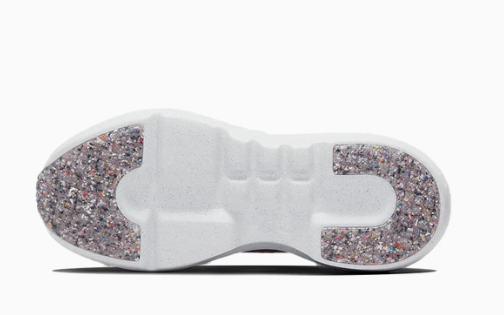 Różowe młodzieżowe sneakersy Nike Crater Impact DB3551-200 r. 38 detal logo Swoosh