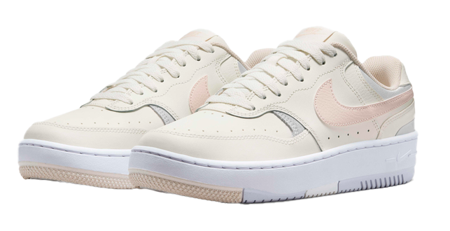 Białe damskie sneakersy Nike Gamma Force DX9176-111 36,5 z różowym logo i skórzano-zamszową cholewką przód