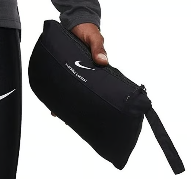 Boczny widok szarej unisex czapki Nike Beanie Utility Nushred DV3348-084 One Size z tweedowym efektem