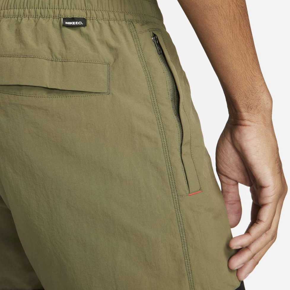 Zielone męskie spodenki Nike F.C. Tribuna Woven DH9678222 XS detal kieszeni i pasa