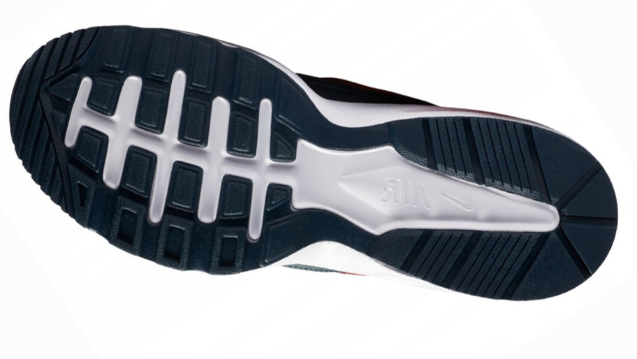 Czarne z szarymi elementami młodzieżowe sneakersy Nike Air Max Fusion GS CJ3824-400 r. 38,5 bok z poduszką Air