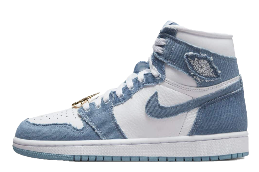 Boczny widok niebiesko-białych damskich butów Air Jordan 1 Retro High Denim DM9036-104 44,5 z lacelockami