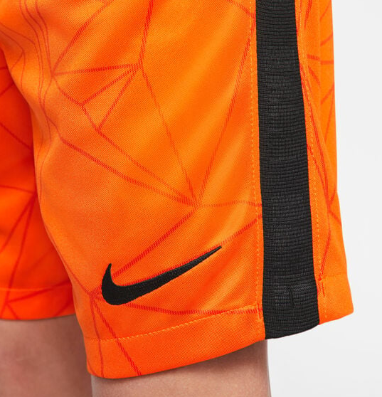 Pomarańczowe spodenki juniorskie Nike Holandia Dri-FIT CD1170-819 XL z technologią Dri-FIT