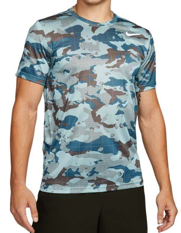 Wielokolorowa męska koszulka Nike Legend Camo Dri-FIT DM5667-366 S przód z wzorem camo