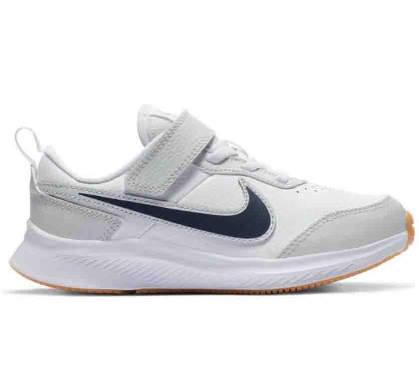 Białe junior sneakersy Nike Varsity Leather PSV CN9393-100 35 z szarymi elementami i czarnym logo przód