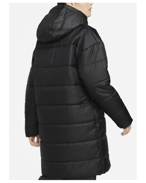 Czarna kurtka damska Nike DX1798-010 S przód z kapturem