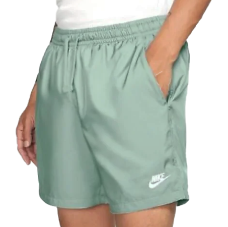 Zielone męskie spodenki Nike Sportswear Woven DR5678006 XL przód z haftowanym logo