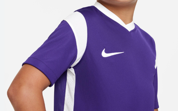 Fioletowa koszulka junior Nike Dri-FIT Park Derby III CW3833547 L 147-158 cm detal z siateczką