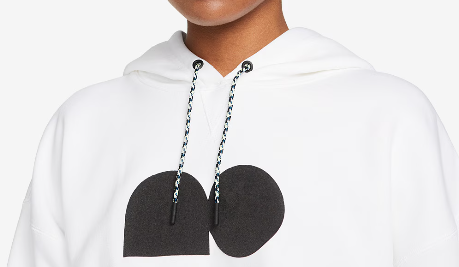 Biała damska bluza Nike Naomi Osaka Corset Hoodie DM9944-100 L przód z kapturem