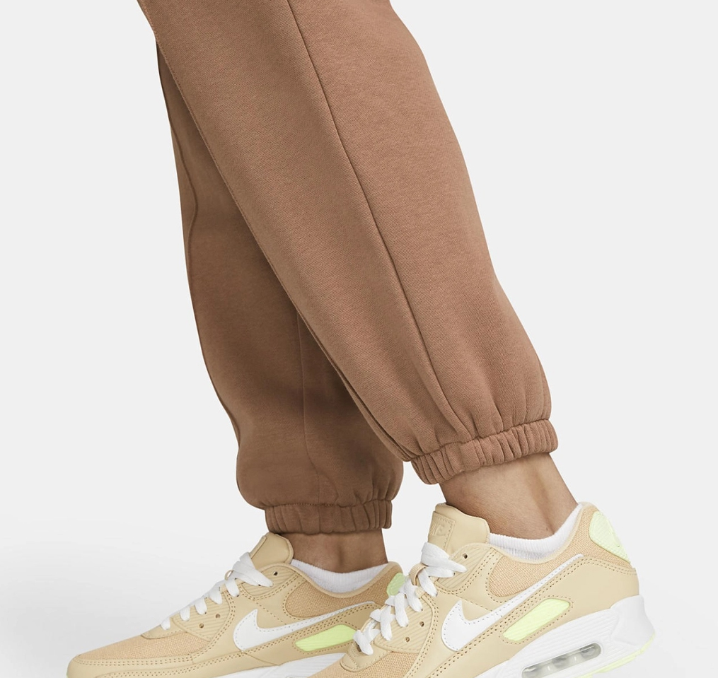 Spodnie dresowe damskie Nike Essential Loose Fit L brązowe bok