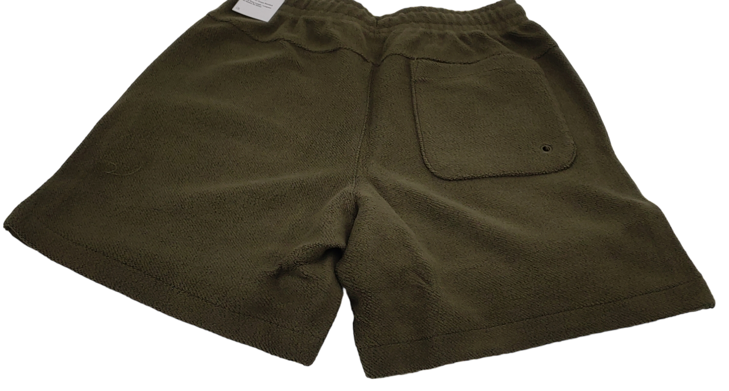 Zielone spodenki Nike Club Fleece French Terry S bok