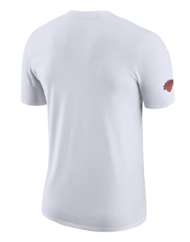 Biała koszulka męska Nike DV5828-100 M bok z logo NBA i stylem Air Jordan