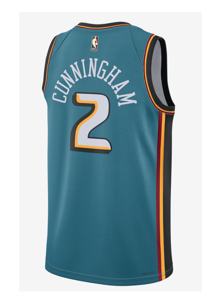 Niebieska koszulka NBA Detroit Pistons Cade Cunningham DO9445483 L detal logo Nike