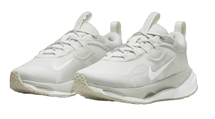 Jasnoszare damskie sneakersy Nike Spark DJ6945-004 44,5 przód z siateczkową cholewką