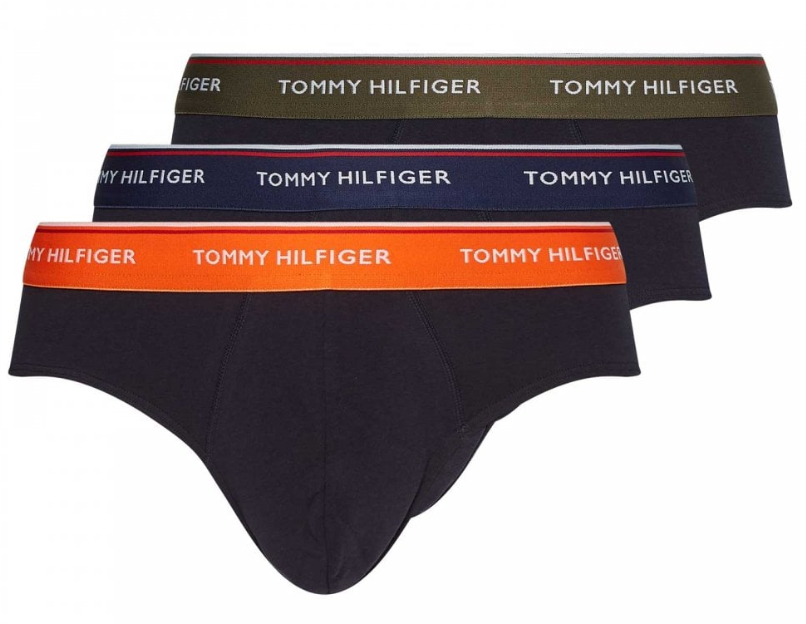 Boczny widok granatowych męskich slipów Tommy Hilfiger 3szt z logo na pasie