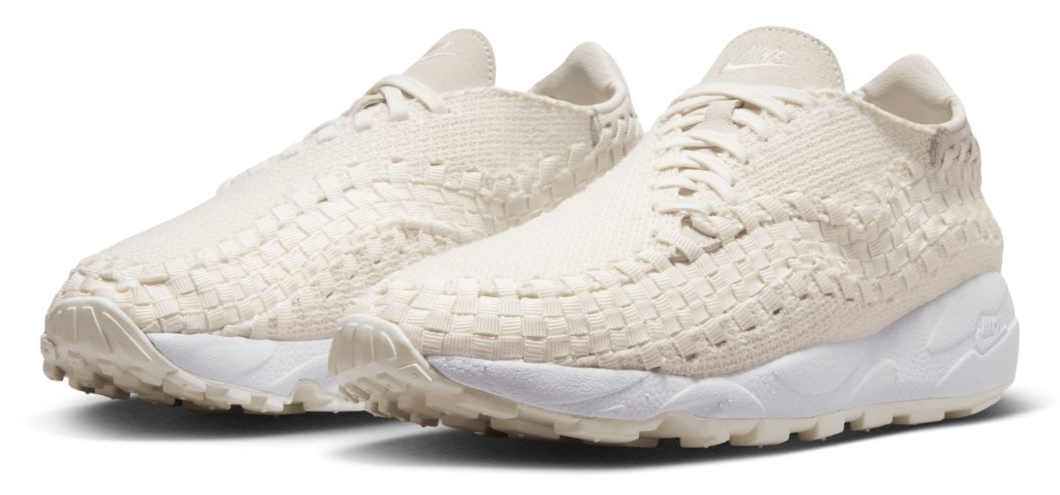 Beżowe damskie sneakersy Nike Air Footscape Woven FZ0405-001 45 przód z monochromatyczną siateczką i tkami wstążkami