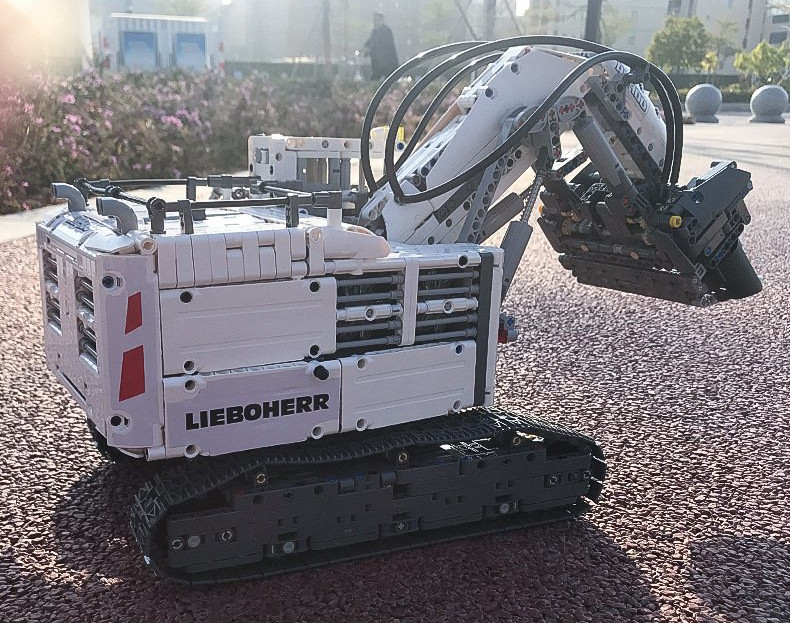 KLOCKI KOPARKA TECHNIC LIEBOHERR APLIKACJA 13130 MOULD KING EXCAVATOR