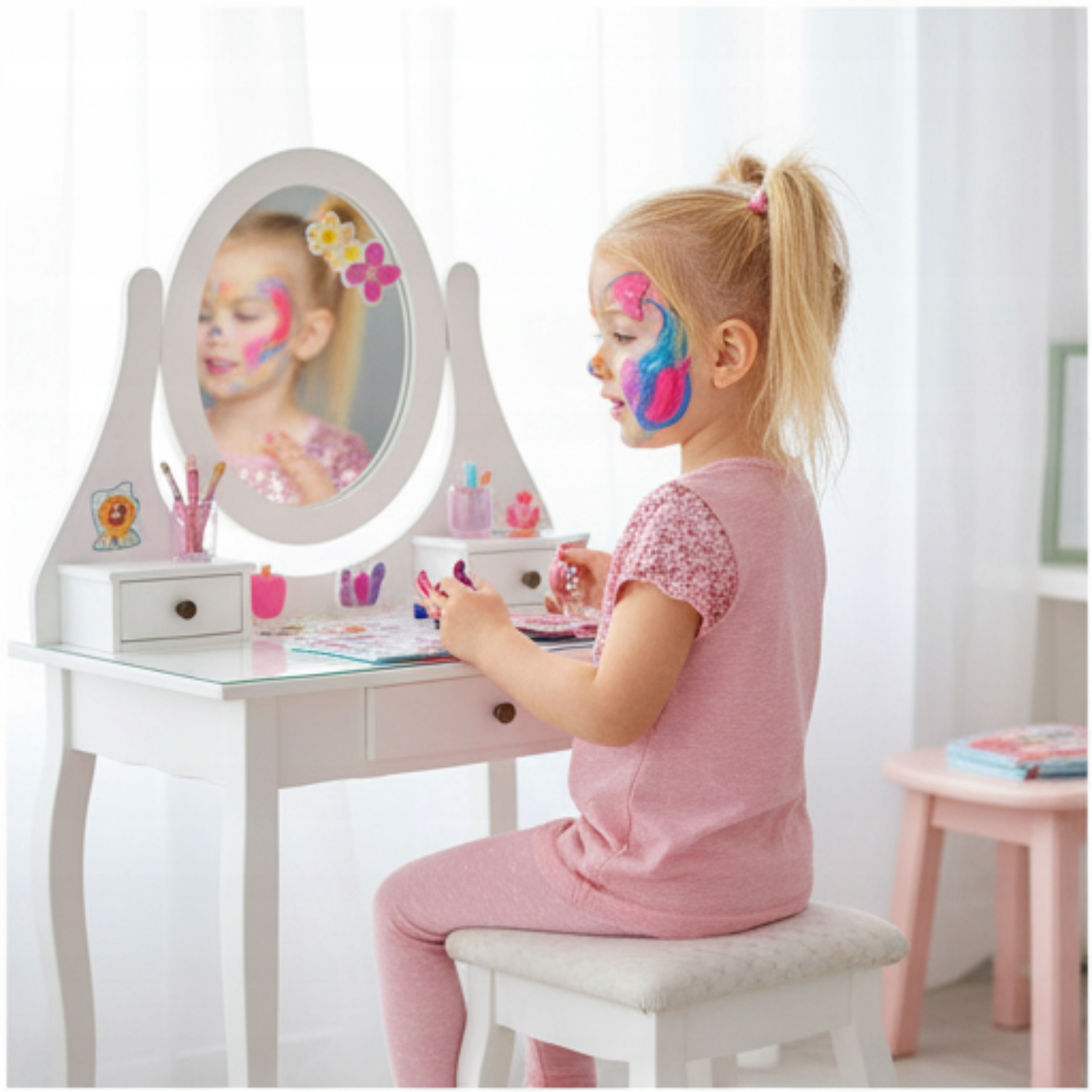 Zestaw kosmetyków dla dzieci 82kolory Paletka do makijażu małej księżniczki