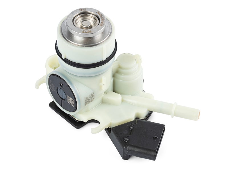 Bosch AdBlue Pump fits 5802823910 Iveco Daily VI 2.3 42582408 - Picture 1 of 2