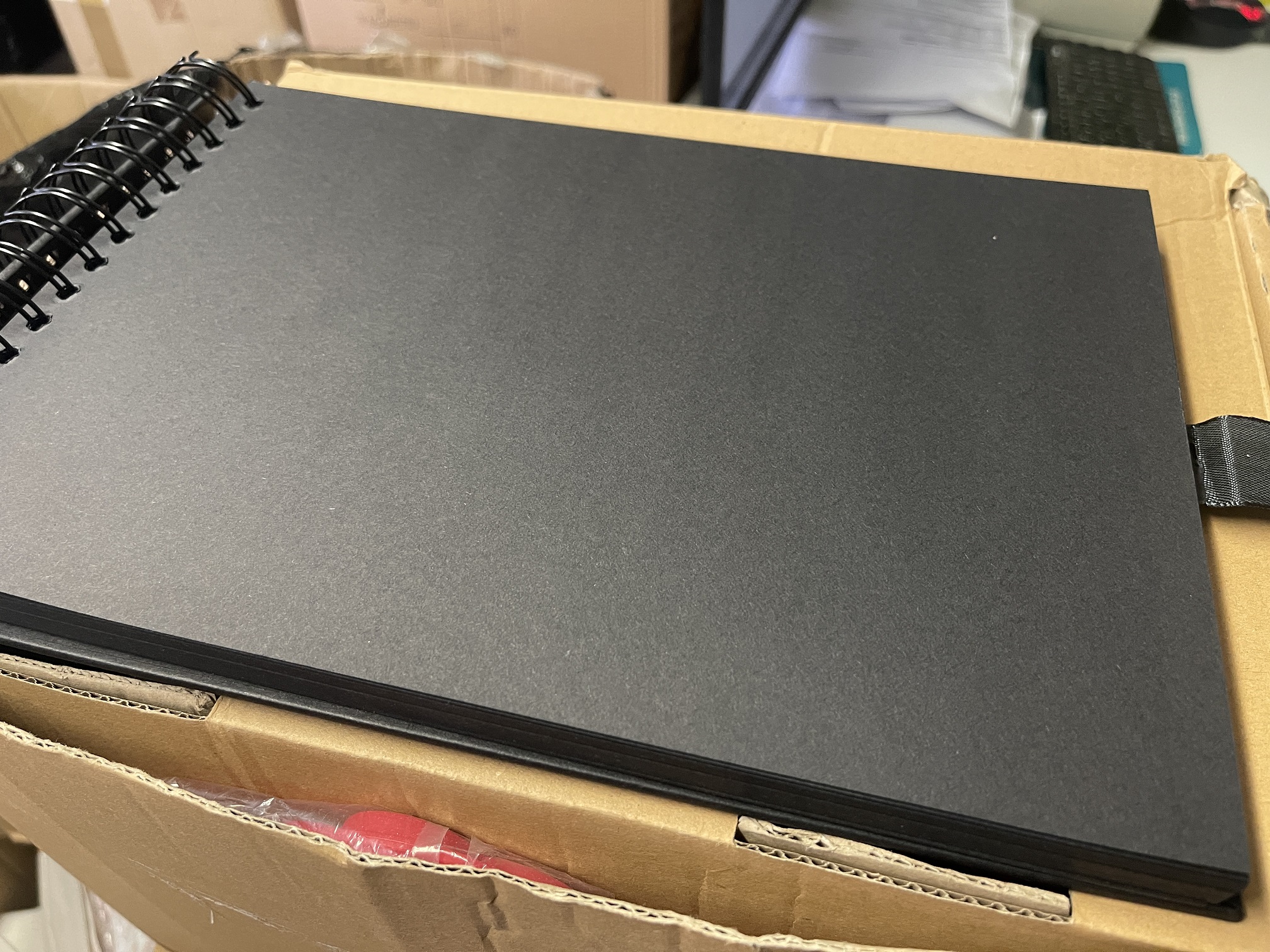 Album do SCRAPBOOKING zeszyt klaser CZARNY A4 Arena.pl