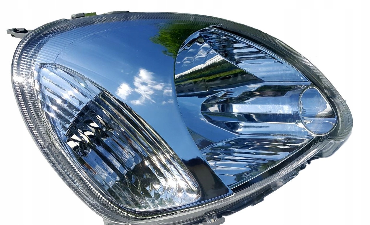 YARIS 2003- REFLEKTOR PRZEDNI PRAWY NOWY !!!!