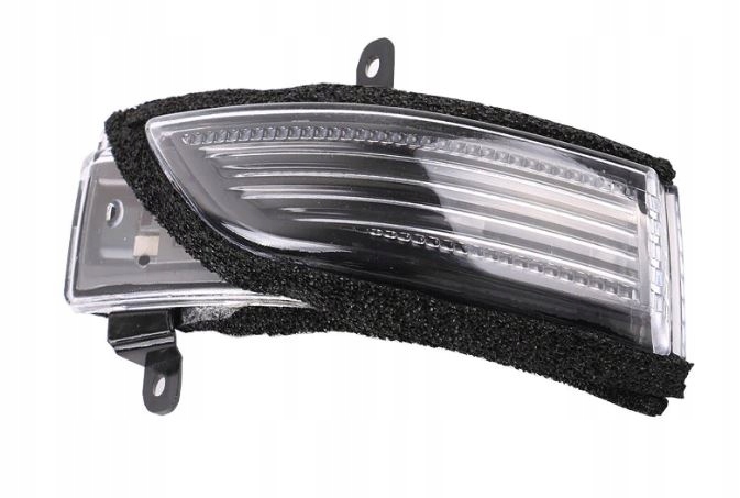SUBARU OUTBACK KIERUNKOWSKAZ LUSTERKA PRAWY