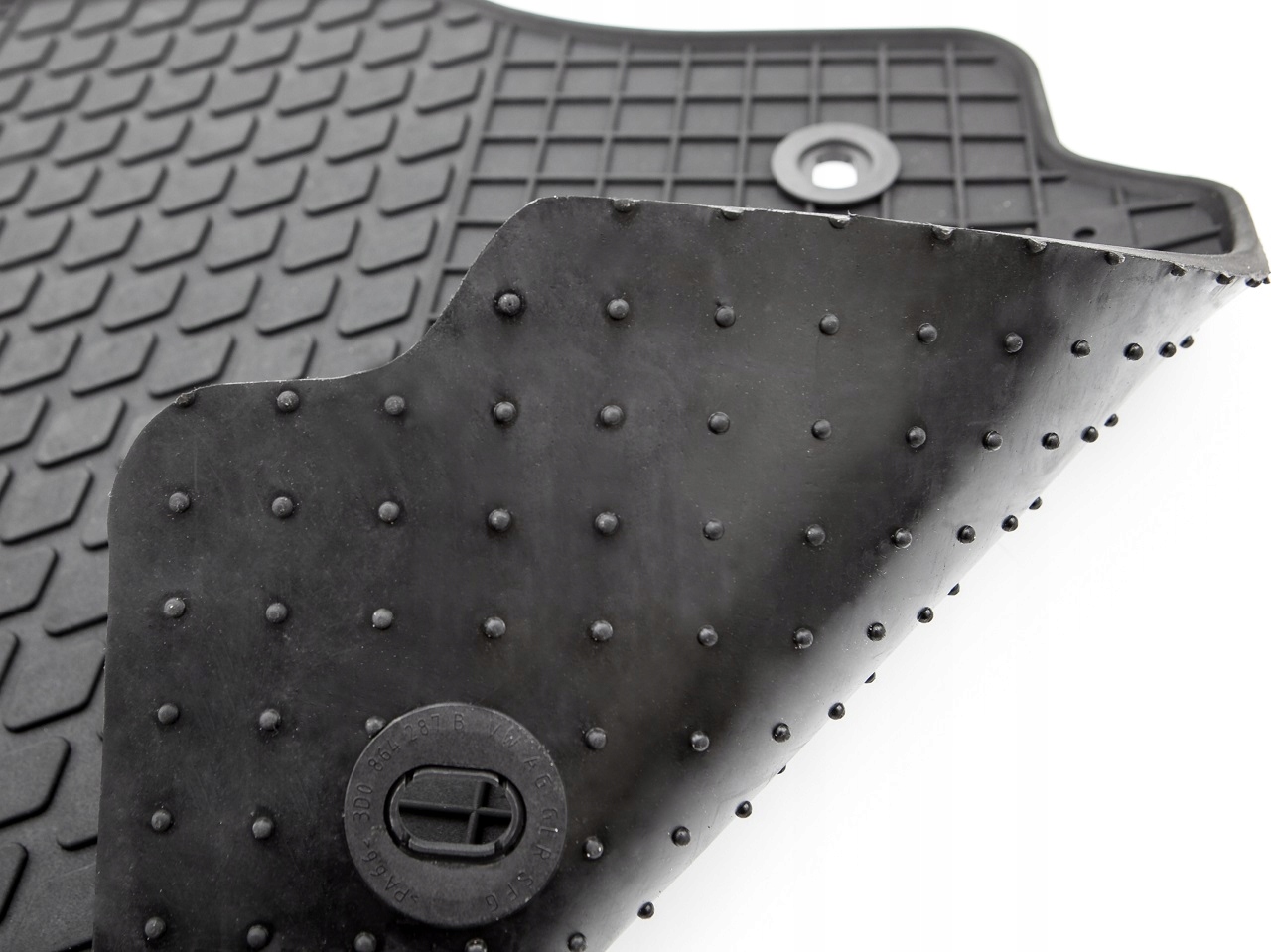 Dywaniki dedykowane do Audi A6 C6 FL TUNEL