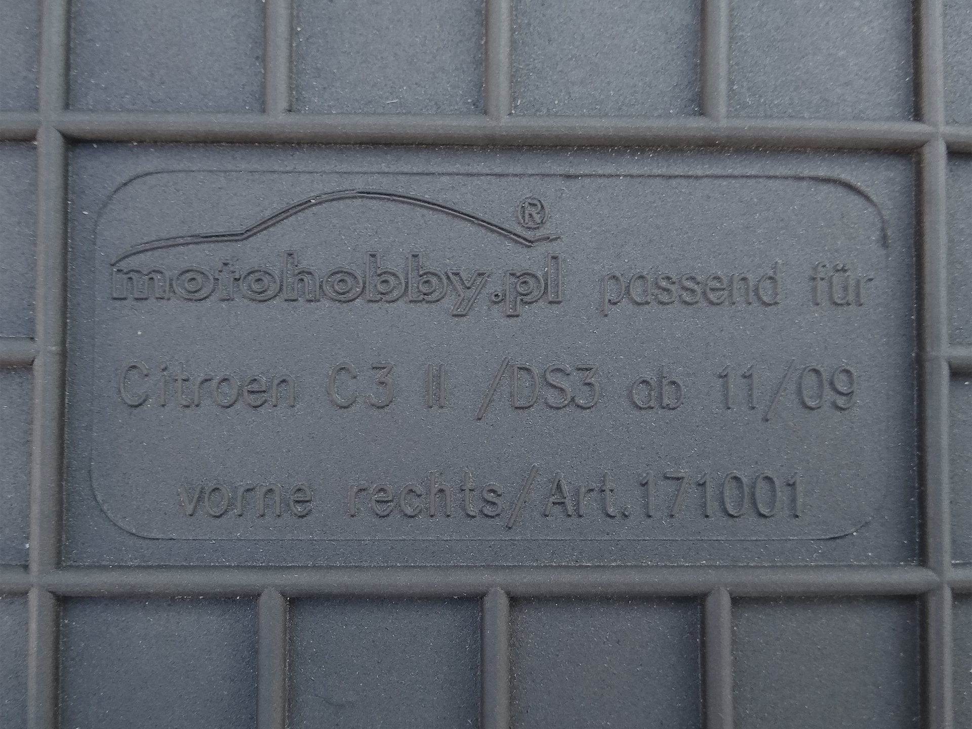 Citroen C3 II (09-16) DYWANIKI GUMOWE DEDYKOWANE