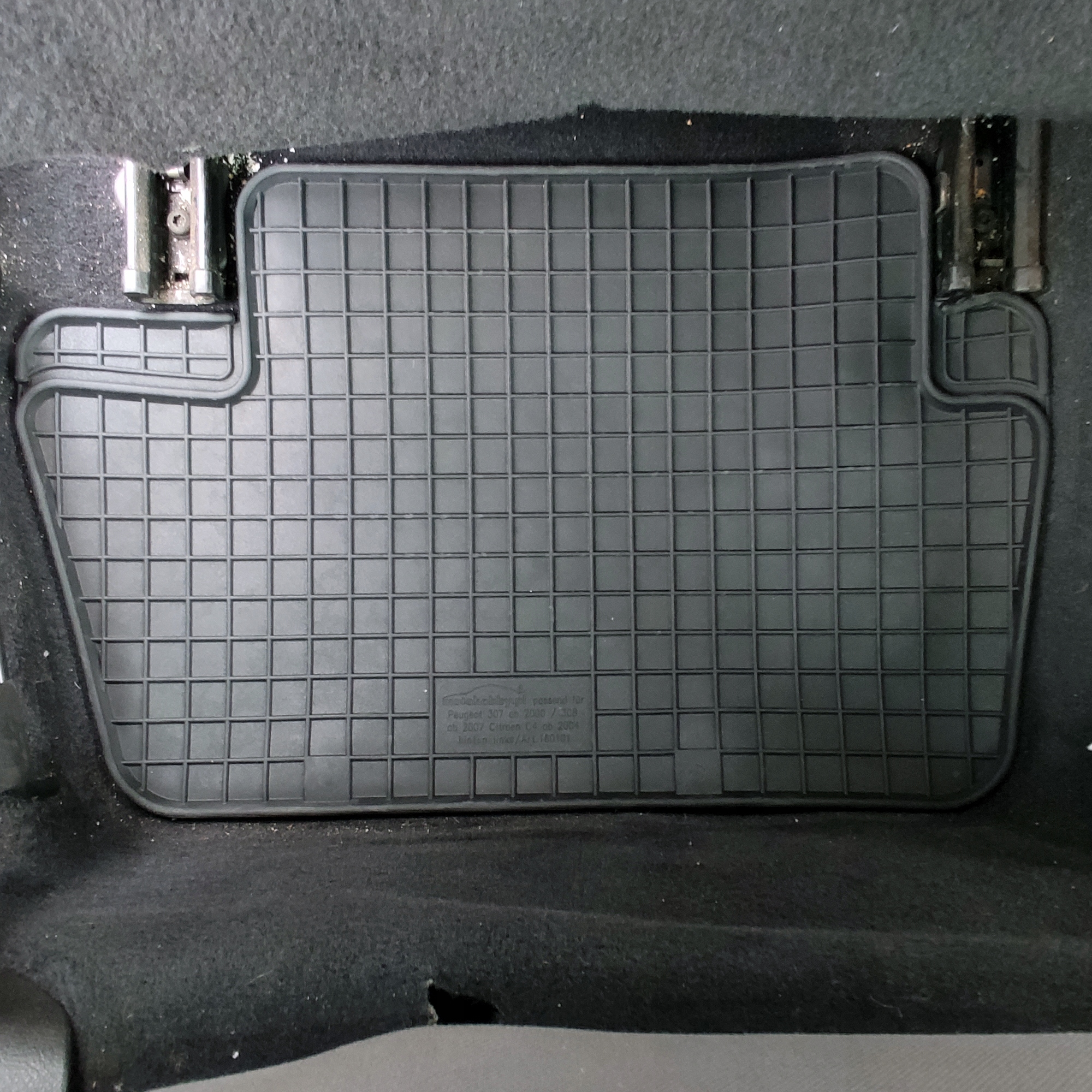 Dywaniki dedykowane do Citroen C4 I TUNEL