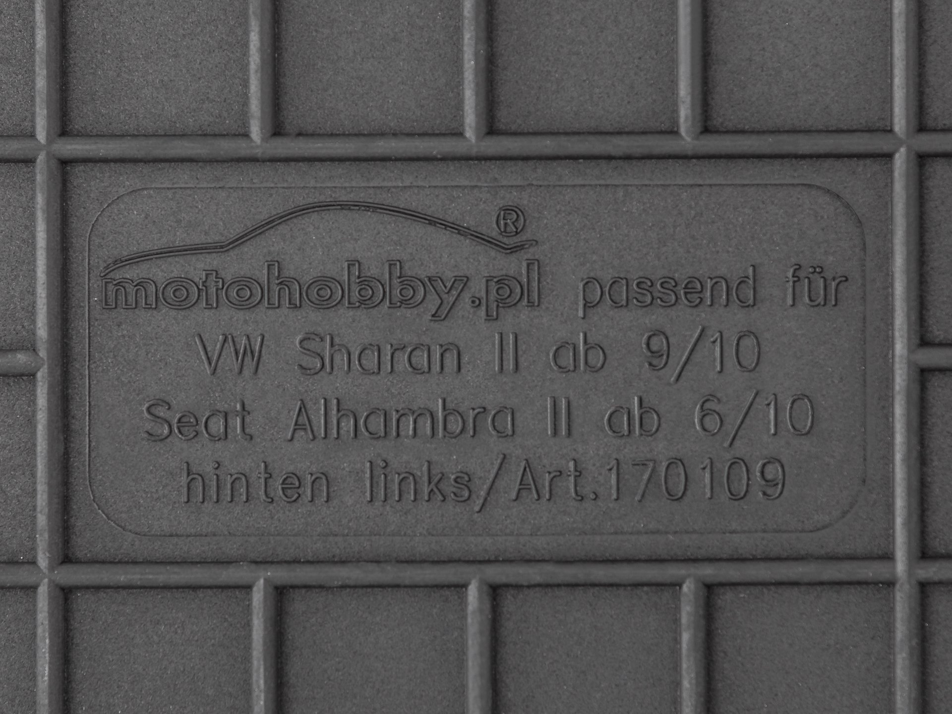 VW Sharan II (od 10) DYWANIKI GUMOWE DEDYKOWANE