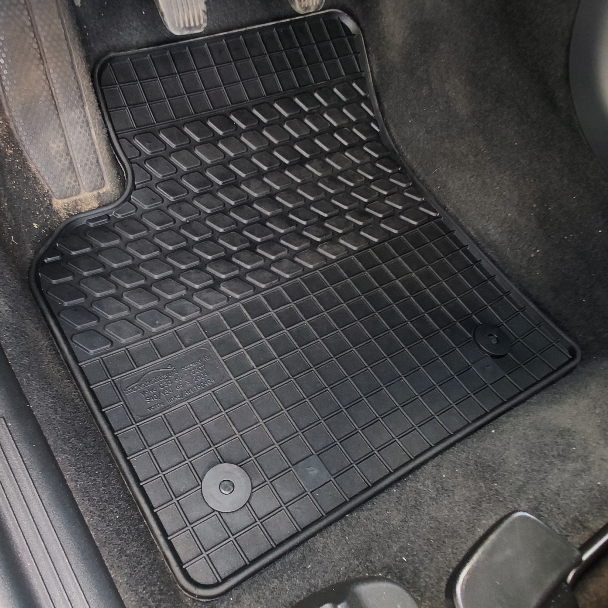 Volvo V50 04-12 DYWANIKI GUMOWE PRZÓD DEDYKOWANE