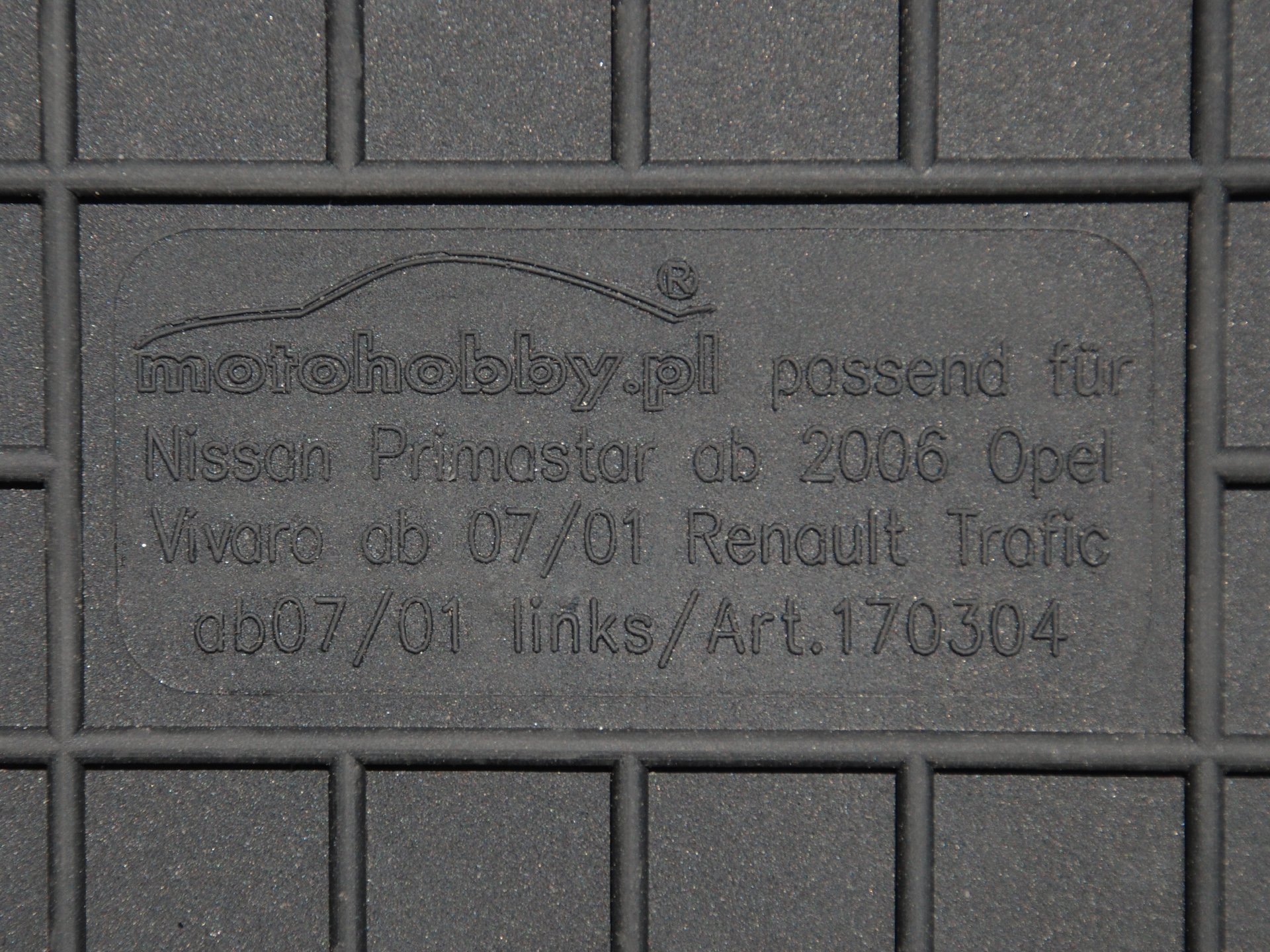 Opel Vivaro I / 1 01-14 DYWANIKI GUMOWE DEDYKOWANE