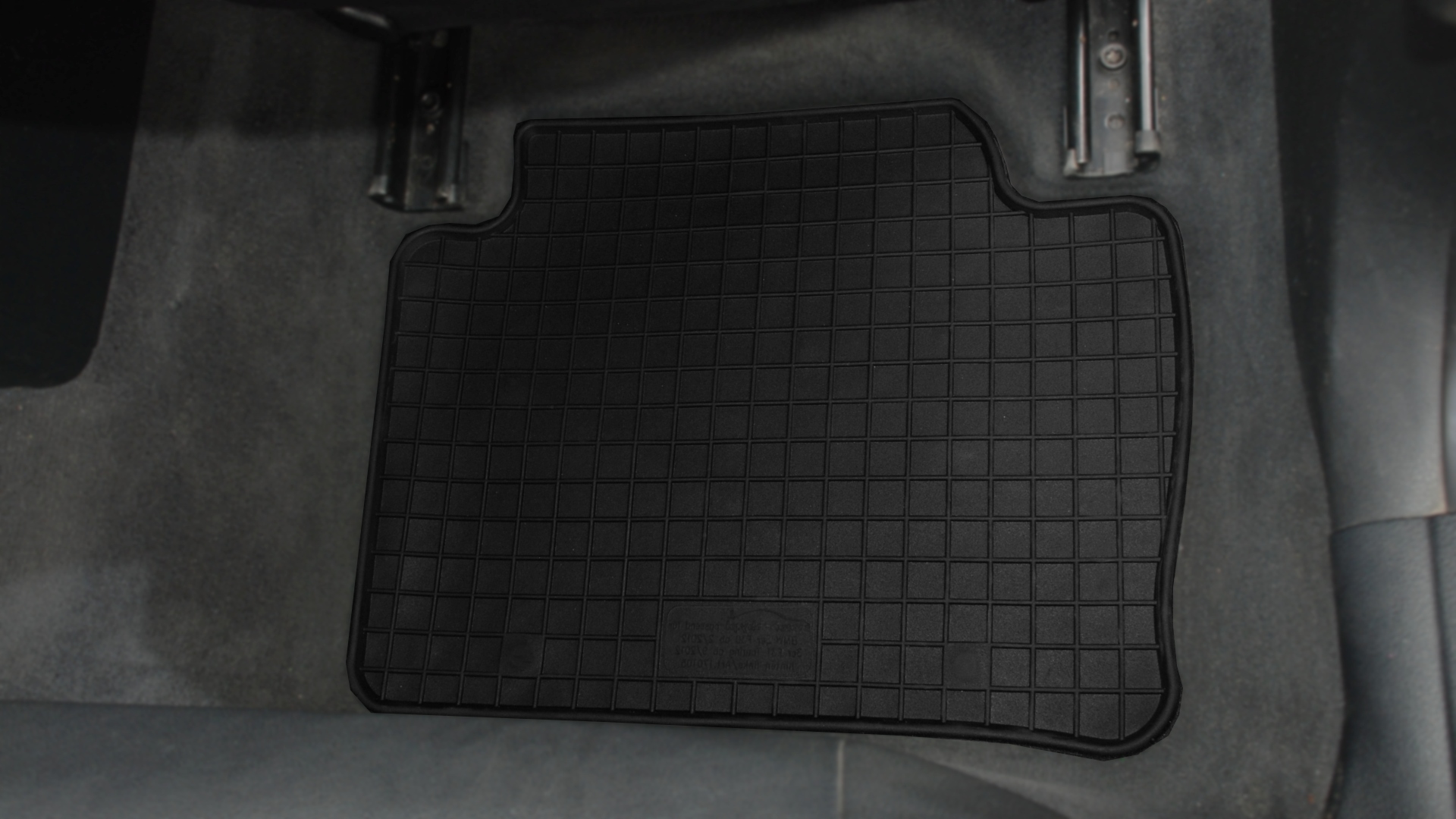 Dywaniki dedykowane do BMW F30 / F31 TUNEL