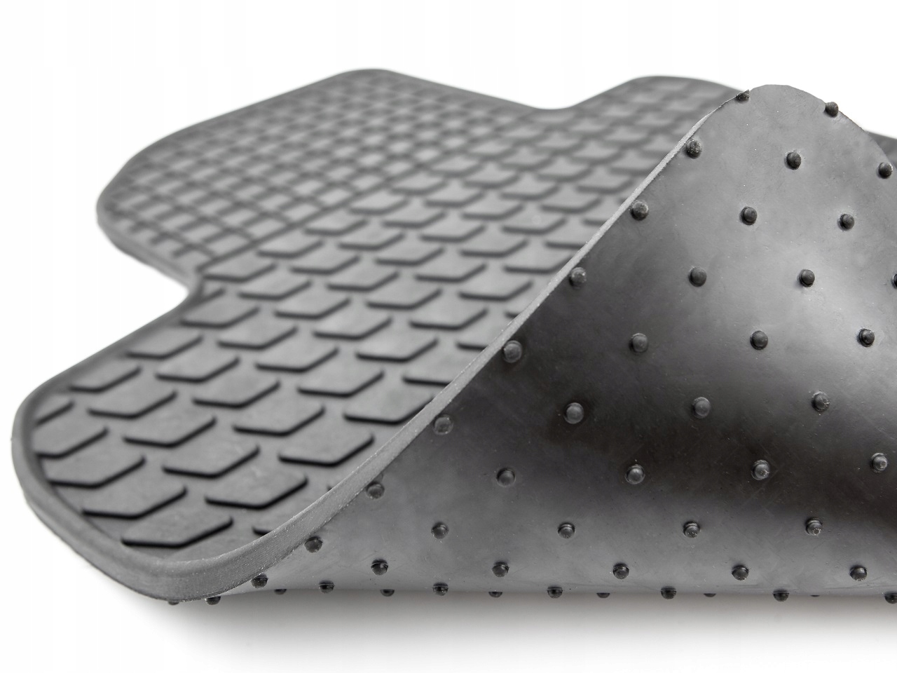 Dywaniki dedykowane do Volkswagen Passat CC TUNEL